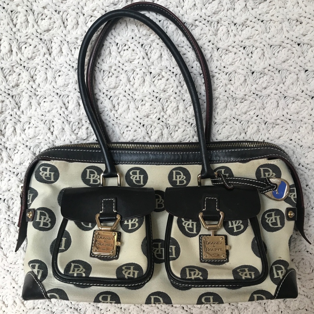 50%OFF Dooney & Bourke E/W Purse
